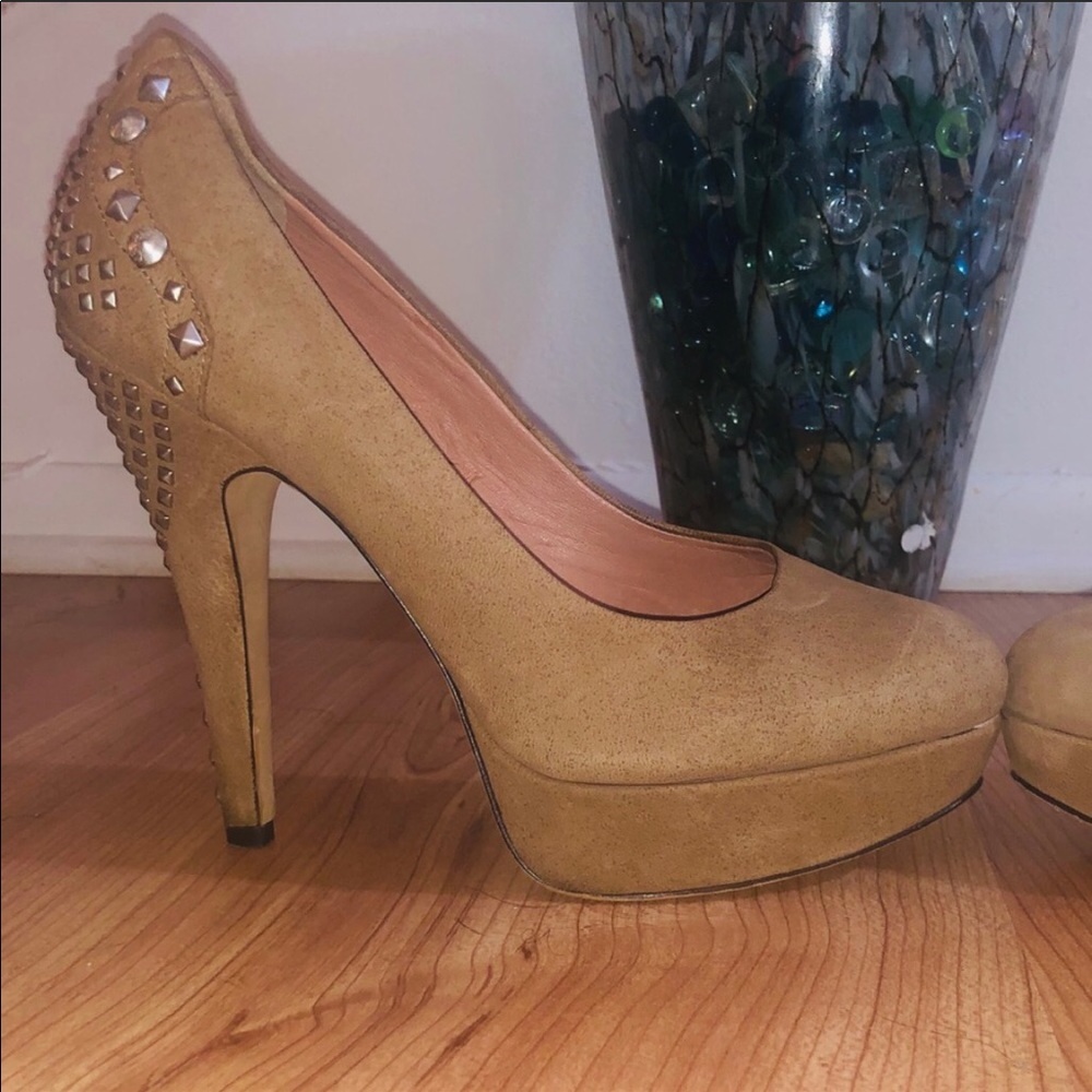 Vince Camuto Studded Platform Pumps Tan Suede High Heels